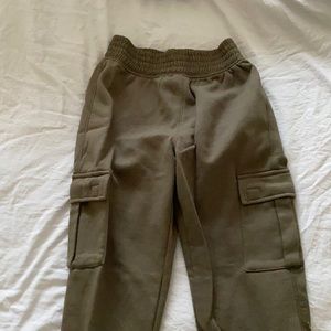 Green stretchy sweatpants